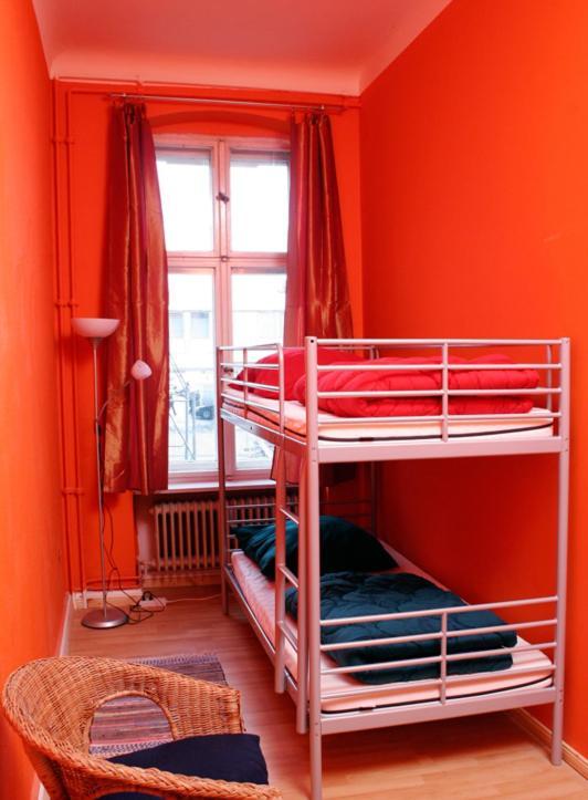Sleep Cheap Hostel Berlin Szoba fotó